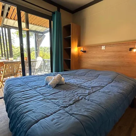 Chalet, Animaux Admis - 6 Pers. - Api-1-52-2454 Kemp *